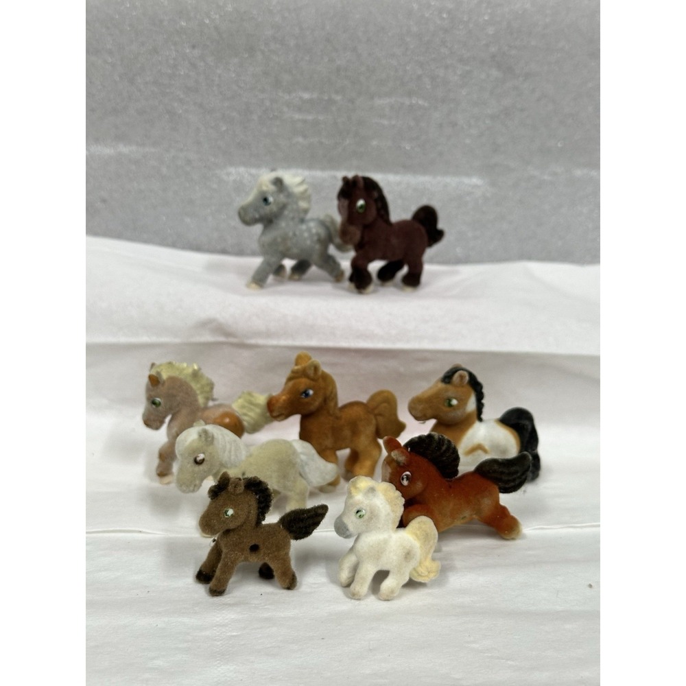 Spirit Untamed Mini Horses Lot of‎ 9 Toys Figures Dreamworks Spirit